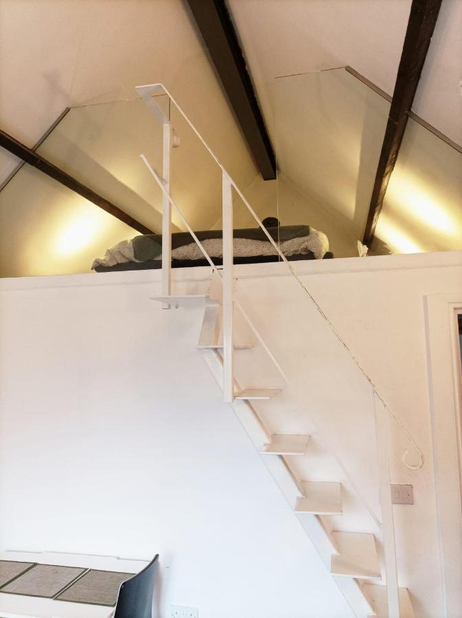 Mezzanine Style Studio Apartment 8 Londres Exterior foto